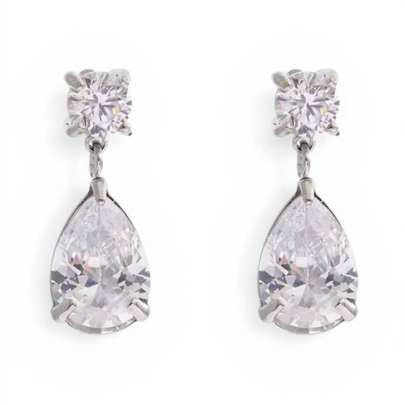JAGGED HALO JEWELRY Jewelry - NEW JAGGED HALO JEWELRY women's regal crystal drop earrings in silver